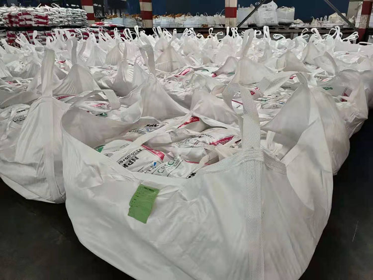 2,200 tons of NPK 23-10-5+6s+1zn fertilizer sent to Africa
